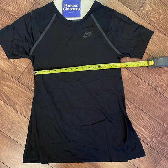 Nike soccer shirt women's small - Picture 6 of 7